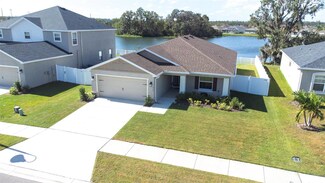 6701 Abbywood Ln, Zephyrhills, FL 33541