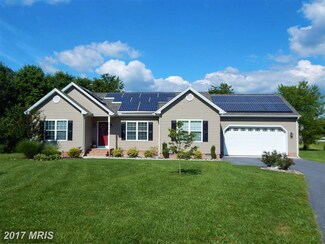 8871 Lenox Dr, Delmar, MD 21875