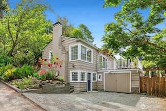 4431 SW Kenyon Place, Seattle, WA 98136