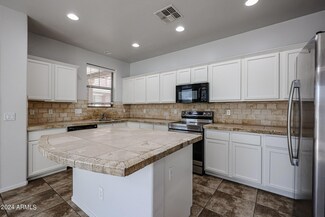 6949 S 7th Ln Unit 98, Phoenix, AZ 85041