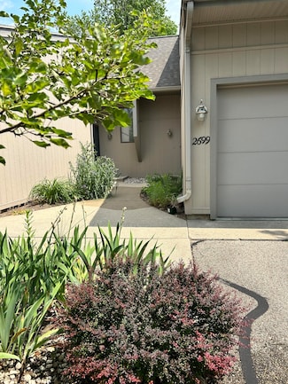 2699 Limestone Ln NE Unit 30, Grand Rapids, MI 49525