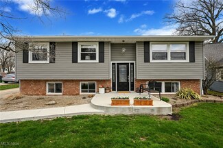 531 Eric Dr, Tallmadge, OH 44278