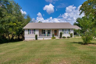 100 Skyline Dr, Red Boiling Springs, TN 37150