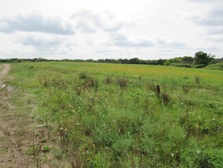 32800 N Us Highway 12, Volo, IL 60041