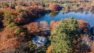 159 Maquoit Dr, Freeport, ME 04032