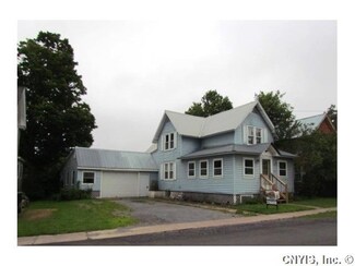 3858 Franklin St, Lyons Falls, NY 13368