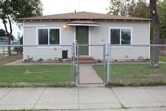 264 S Orange Ave, Exeter, CA 93221
