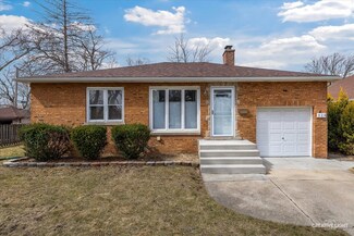 924 S Ardmore Ave, Villa Park, IL 60181