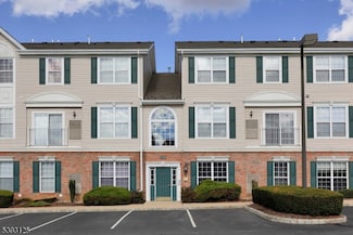 221 Windmill Ct Unit 221, Phillipsburg, NJ 08865