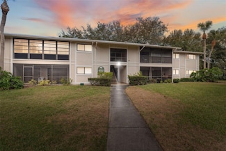6002 Laketree Ln Unit L, Temple Terrace, FL 33617