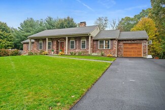 18 Sunnybrook Ln, Canton, MA 02021