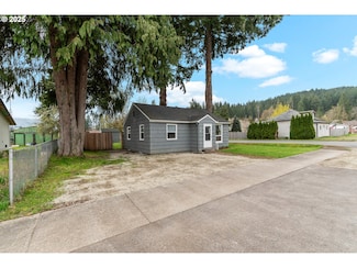 211 W Wilson St, Yacolt, WA 98675