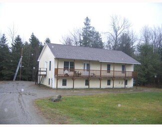 579 Bellsqueeze Rd, Clinton, ME 04927