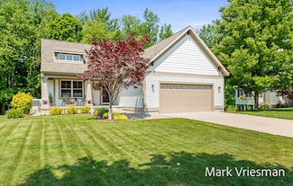 13497 Hidden Creek Ct, Grand Haven, MI 49417