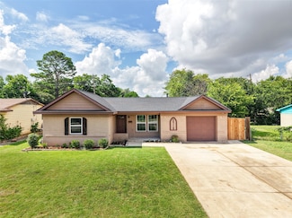 2710 Anderson St, Irving, TX 75062