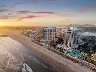 1730 Avenida Del Mundo Unit 310, Coronado, CA 92118