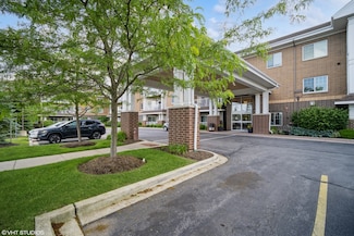 2220 Founders Dr Unit 314, Northbrook, IL 60062