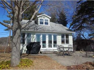 81 Burrington Rd, West Brookfield, MA 01585