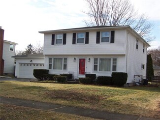 353 Ellinwood Dr, Rochester, NY 14622