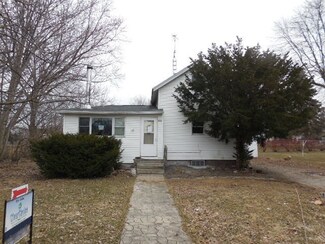 212 S Depot St, Fox Lake, WI 53933