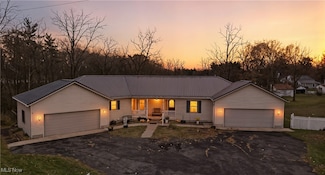 100 South St, Wellington, OH 44090