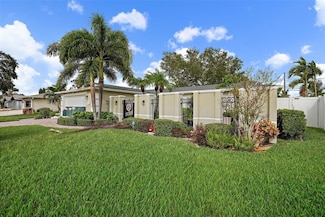 2059 Montana Ave NE, Saint Petersburg, FL 33703