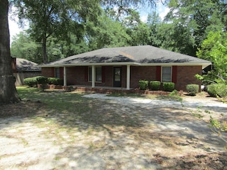 209 Rollingwood Dr, Dublin, GA 31021