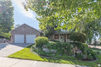 1320 E Canberra Dr, Lindon, UT 84042