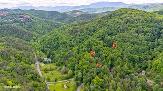 3266 Lost Branch Rd, Sevierville, TN 37862