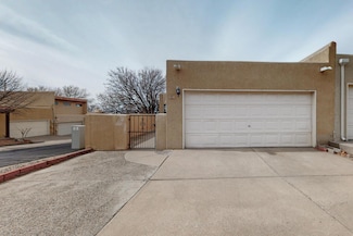 35 Pheasant Hill Dr NE, Albuquerque, NM 87111
