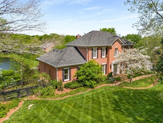 1207 Navaho Dr, Brentwood, TN 37027