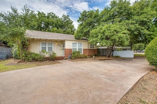 2805 27th St, Lubbock, TX 79410