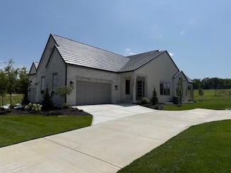 13706 Pembroke Ln, Leawood, KS 66224