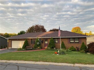 42 Buttonwood Rd, Northampton, PA 18067