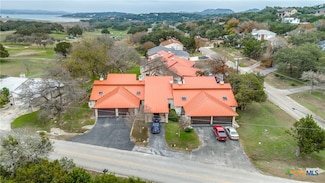 195 Gallagher Dr Unit 17, Canyon Lake, TX 78133