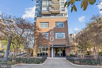 460 New York Ave NW Unit 1002, Washington, DC 20001