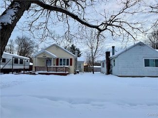 118 S Crescent Dr, Rome, NY 13440