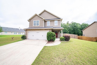 37 Oakwood Dr, Phenix City, AL 36870
