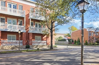 450 W Princess Anne Rd Unit 212, Norfolk, VA 23517