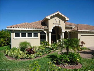 976 Tivoli Dr, Naples, FL 34104