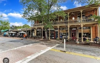 125 Spring Dr, Roswell, GA 30075