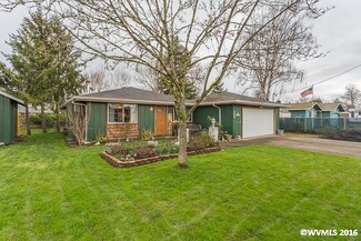 460 E 2nd St, Halsey, OR 97348
