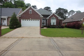 8 Twin Oaks Place, Laurel, MS 39440