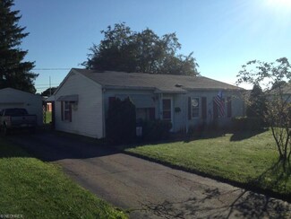 206 W 7th St, West Lafayette, OH 43845