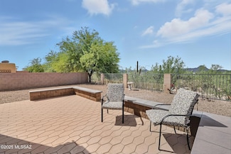 7987 N Jewelflower Dr, Tucson, AZ 85741