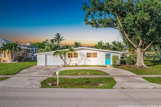 21288 Edgewater Dr, Port Charlotte, FL 33952