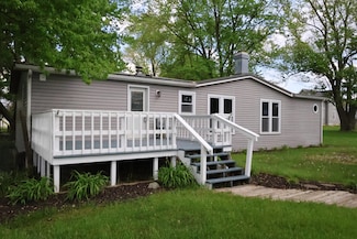 110 S Milwaukee Ave, Papineau, IL 60956