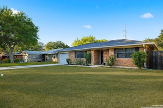 127 Sioux Cir, Cibolo, TX 78108