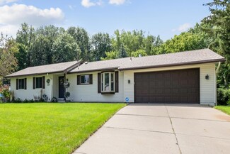 13712 E Wellington Crescent, Burnsville, MN 55337