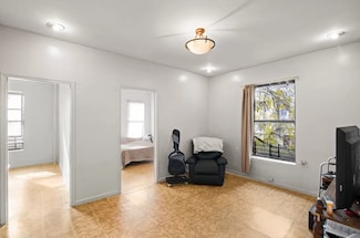 414 61st St Unit 4A, Brooklyn, NY 11220